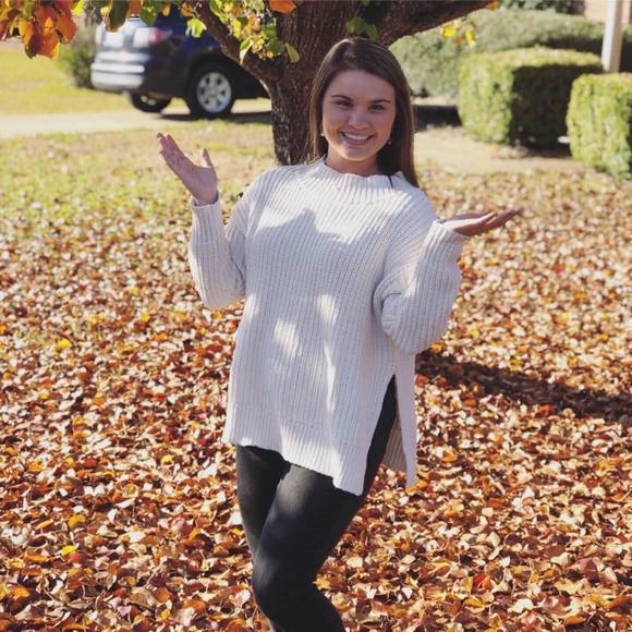 Meet your Posher, Caitlin - Picture 1 of 1